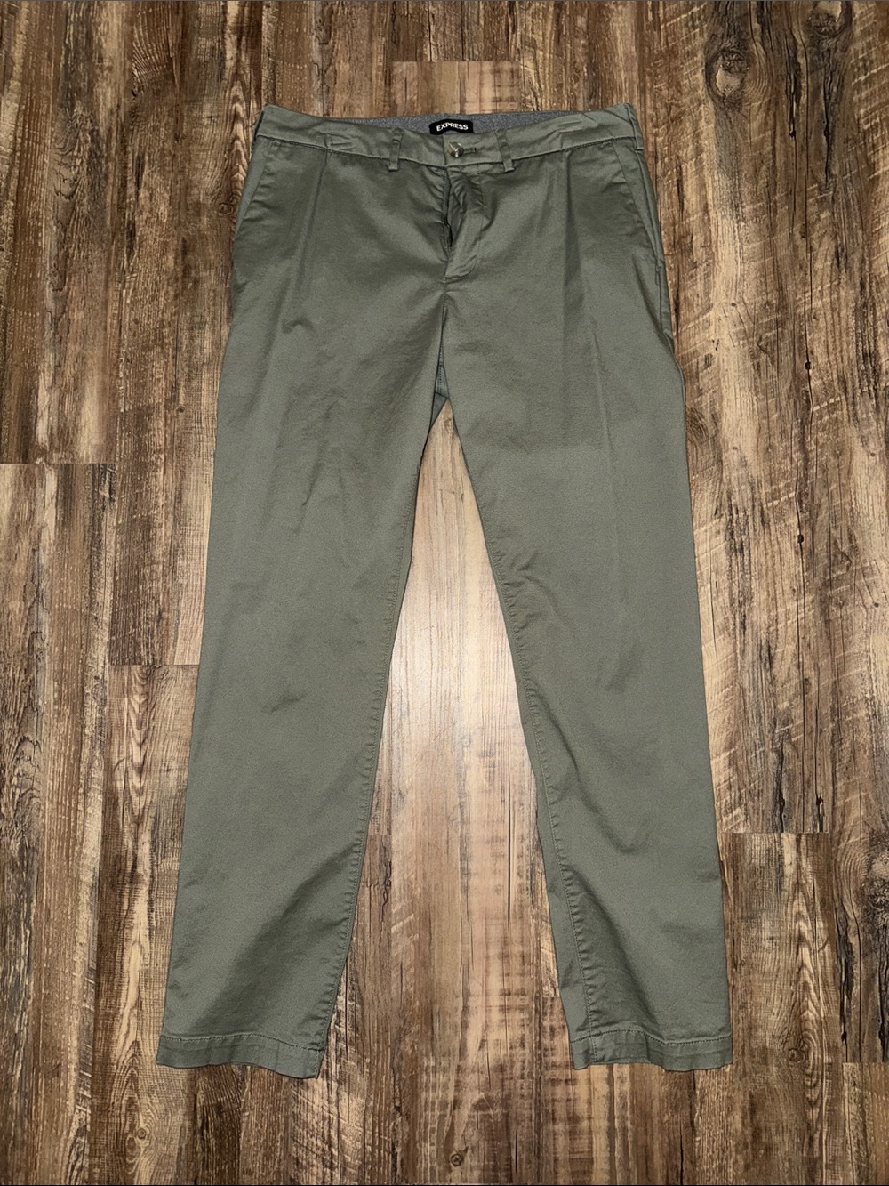 Express Men’s Olive Chino Pants